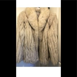 Saga Fox Authentic Fur Coat Sz Large